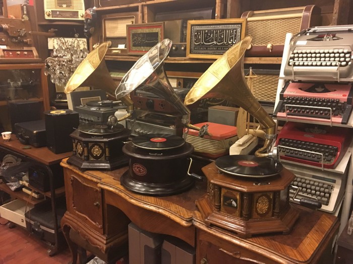 Antika Görünümlü Gramofonlar